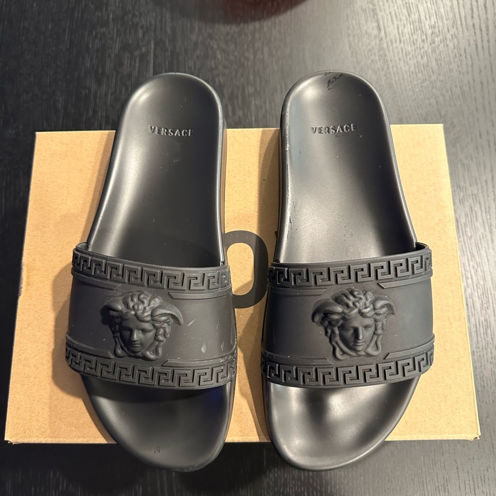 Versace sandals black like new